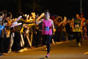 BIB: 44026
                            <button type="button" onclick="openModal(10852569)" class="btn btn-primary btn-sm float-right btn-popup" data-toggle="modal" data-target=".modal-high-quality">
                        <i class="fas fa-shopping-cart"></i> Add to Cart
                    </button>
                                            <button type="button" onclick="isThisMe(10852569, true)" class="btn btn-success btn-sm float-right btn-popup btn-isme hidden" data-toggle="tooltip" data-placement="bottom" title="นี่คือรูปของคุณใช่ไหม คลิกที่นี่เพื่อเอาเข้าอัลบั้ม">
                        <i class="fas fa-plus"></i> Add to album
                    </button>
                    <button type="button" onclick="isThisMe(10852569, false)" class="btn btn-warning btn-sm float-right btn-popup btn-isnotme hidden">
                        <i class="fas fa-ban"></i> Remove from album
                    </button>